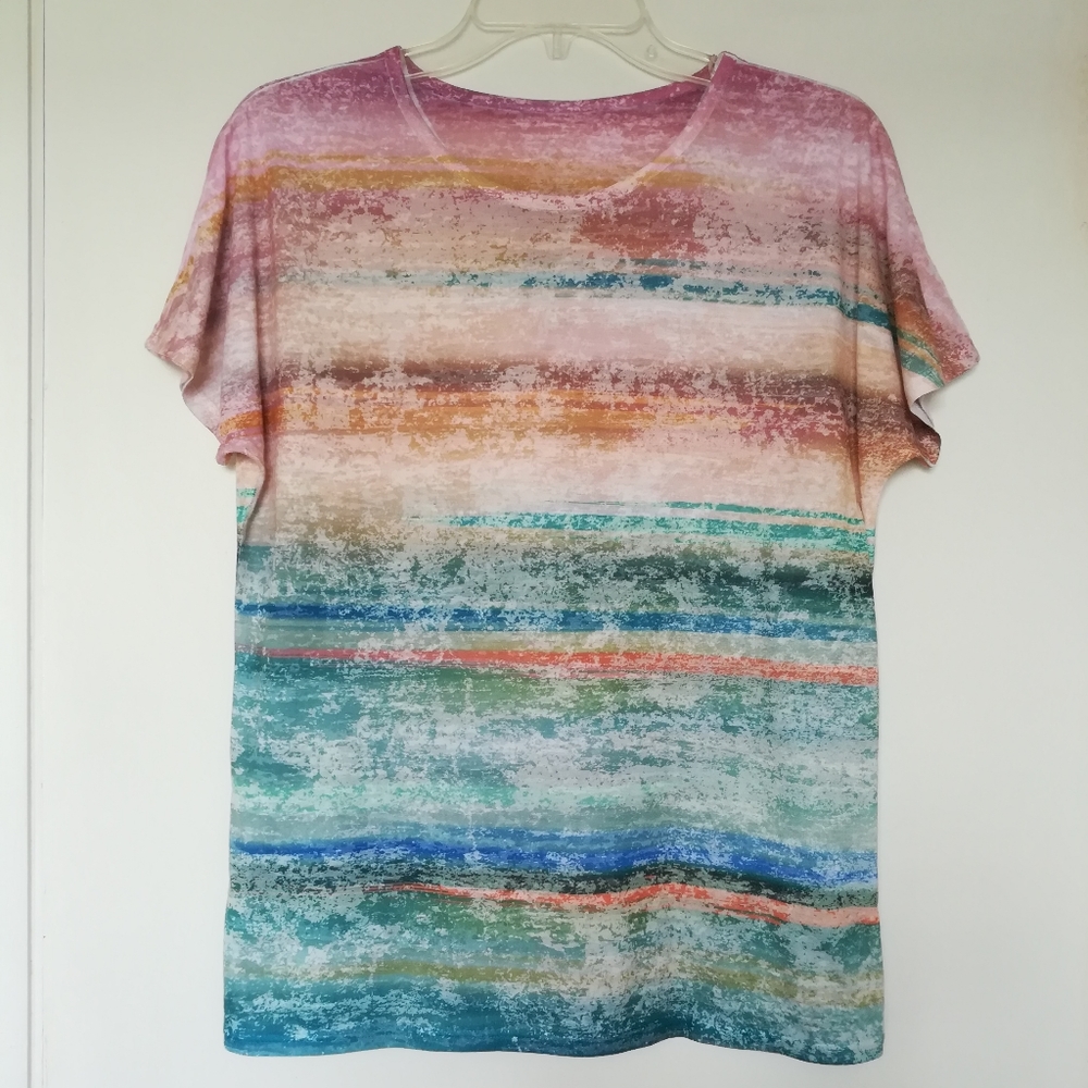 Women's NWOT burn out T-shirt , size M.